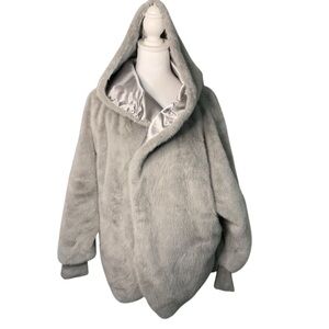 Pretty Rugged Gray Super Soft Washable Faux Fur OS Hooded Cardigan Drape Jacket